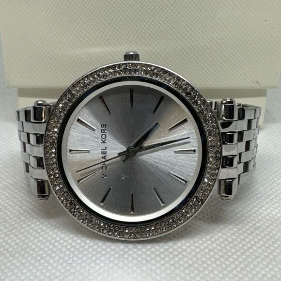 Michael Kors Darci MK3190 Women\'s Silver Stainless Steel Analog Dial Watch JNA2 main image 10